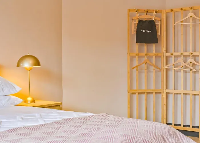 Avenue Apartment
